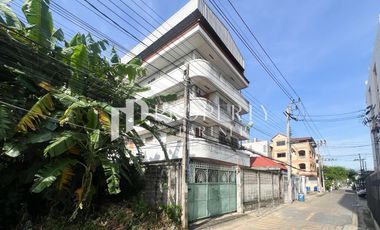 For sale 10 ベッドルーム office in Prawet, Bangkok