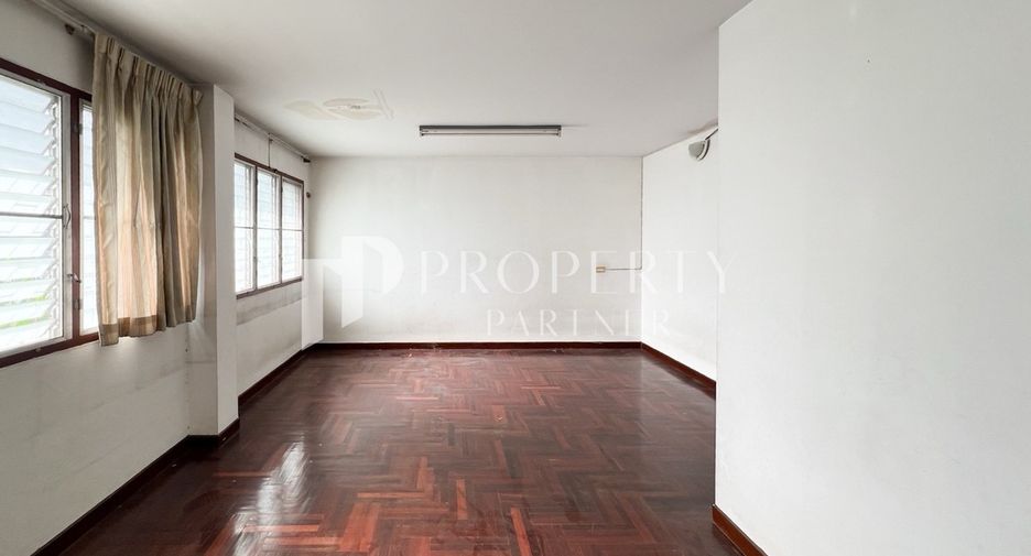 For sale 10 ベッドルーム office in Prawet, Bangkok