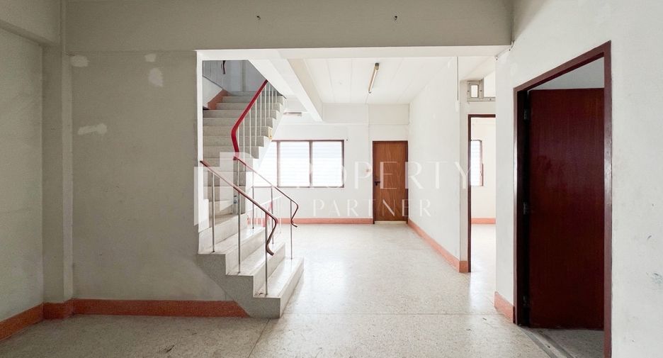 For sale 10 ベッドルーム office in Prawet, Bangkok