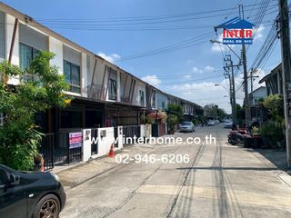 For sale 2 bedrooms townhouse in Bang Khen, Bangkok