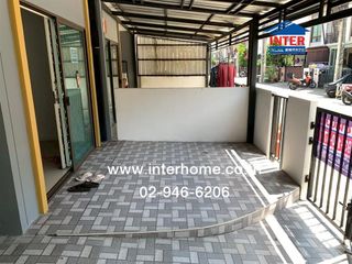 For sale 2 bedrooms townhouse in Bang Khen, Bangkok