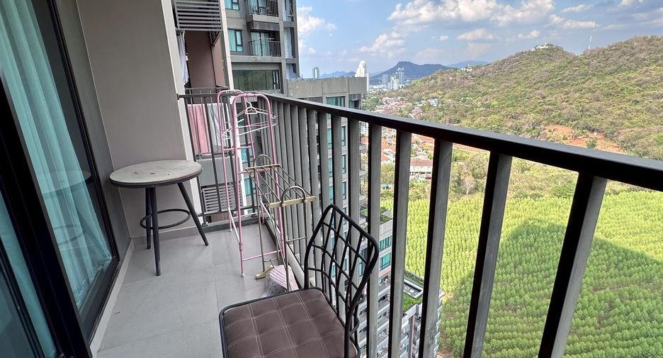 For sale 1 bed condo in Si Racha, Chonburi