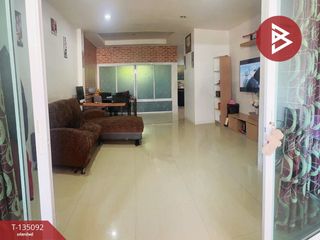 For sale 3 bedrooms townhouse in Phan Thong, Chonburi