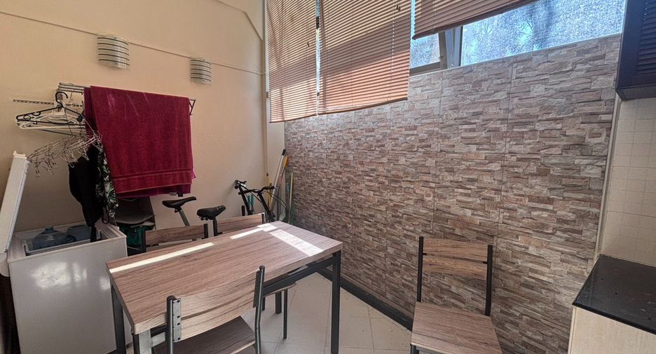 For rent 1 bed condo in Mueang Rayong, Rayong