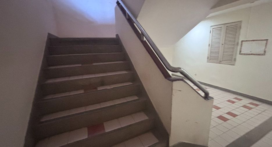 For rent 1 bed condo in Mueang Rayong, Rayong