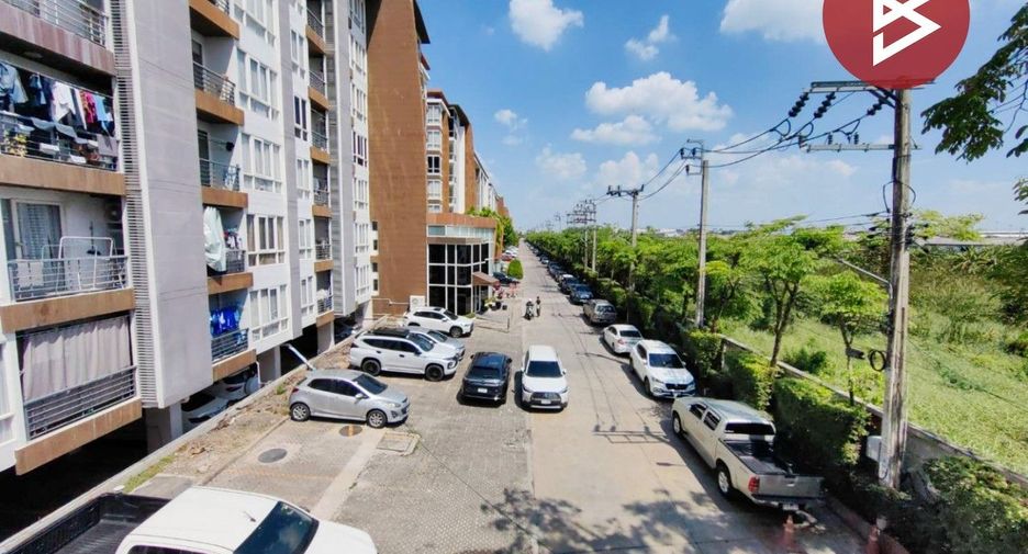 For sale 1 bed condo in Lat Krabang, Bangkok