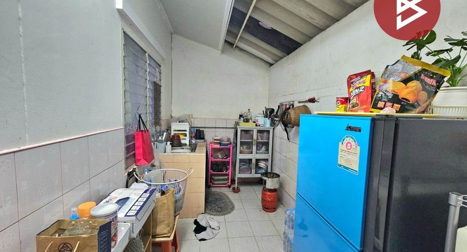 Casa adosada en venta de 2 habitaciones en Mueang Chon Buri, Chonburi