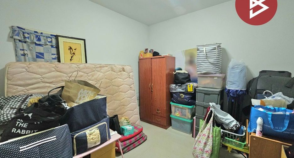 Casa adosada en venta de 2 habitaciones en Mueang Chon Buri, Chonburi