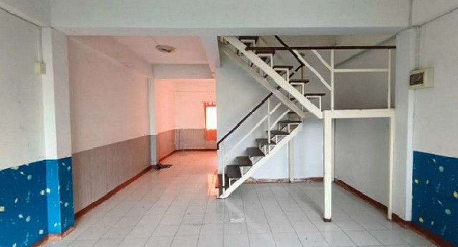 For sale 1 bed townhouse in Pho Thong, Ang Thong