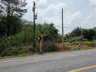 Casa en venta de 3 habitaciones en Khlong Thom, Krabi