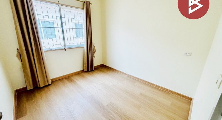 For sale 3 ベッドルーム condo in Bang Sao Thong, Samut Prakan