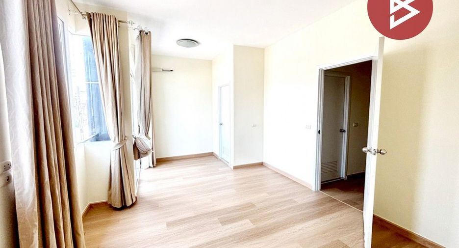For sale 3 ベッドルーム condo in Bang Sao Thong, Samut Prakan