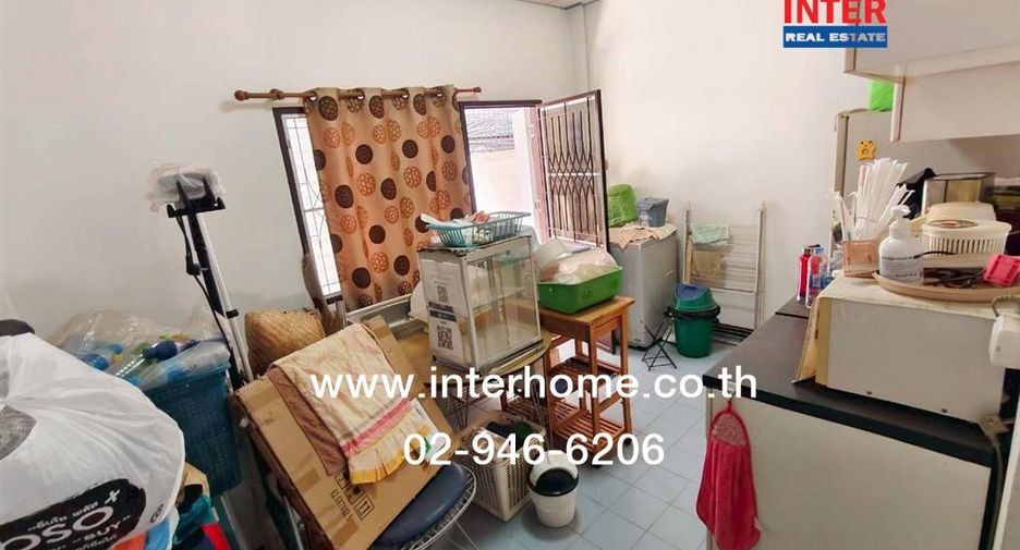 Reihenhaus zur Miete mit 2 Zimmer in Nong Khaem, Bangkok