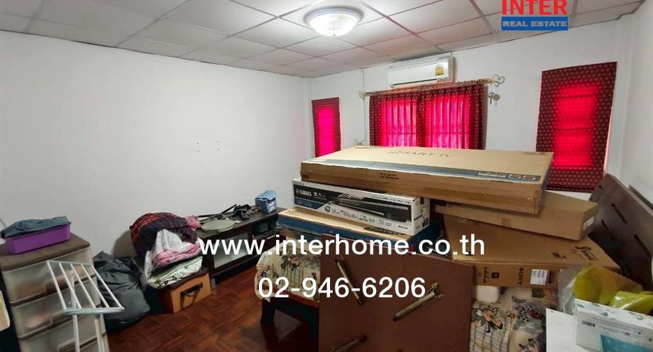 Reihenhaus zur Miete mit 2 Zimmer in Nong Khaem, Bangkok