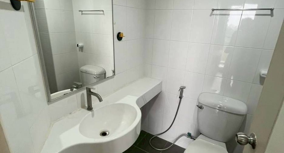 For sale 1 bed condo in Bang Khen, Bangkok