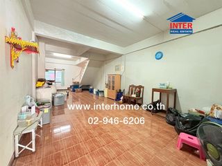 For sale 2 bedrooms townhouse in Mueang Samut Prakan, Samut Prakan