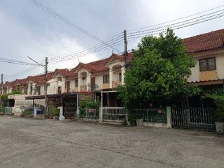 出售 1 卧室 联排别墅 在 Mueang Saraburi, Saraburi