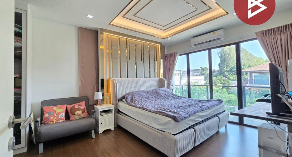 For sale 3 bedrooms house in Bang Khun Thian, Bangkok