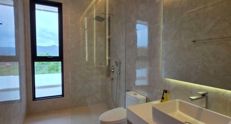 For sale 4 bedrooms villa in Thalang, Phuket