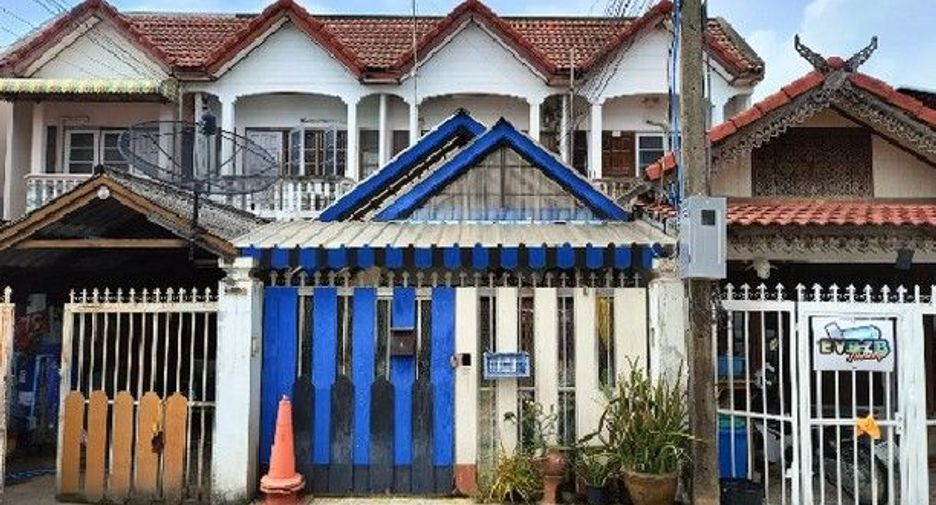 Reihenhaus zum Kauf mit 1 Zimmer in Mueang Saraburi, Saraburi