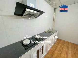 Casa adosada en venta de 2 habitaciones en Bang Khen, Bangkok