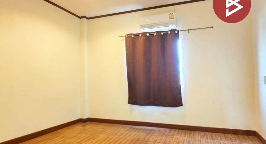 For sale 5 bedrooms house in Mueang Chanthaburi, Chanthaburi