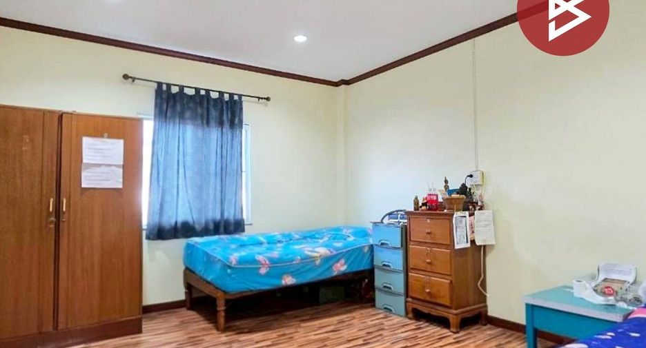 For sale 5 bedrooms house in Mueang Chanthaburi, Chanthaburi
