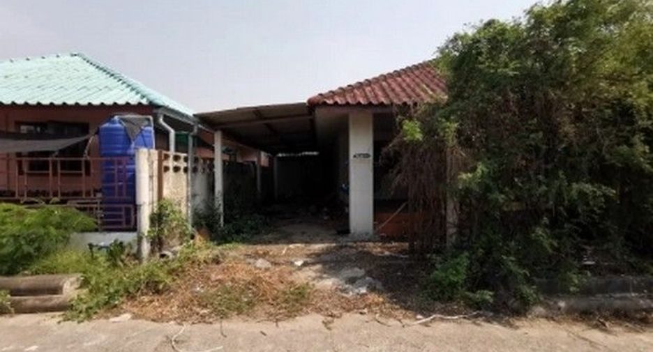 À vendre 1 chambre maison à Ban Bueng, Chonburi