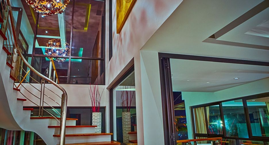À vendre 6 chambres villa à Mueang Phuket, Phuket