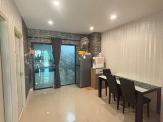 For sale 4 ベッドルーム townhouse in Bang Bo, Samut Prakan