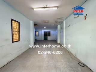 For sale 5 ベッドルーム townhouse in Bang Khae, Bangkok