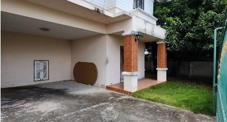 For sale 1 bed house in Ban Bueng, Chonburi