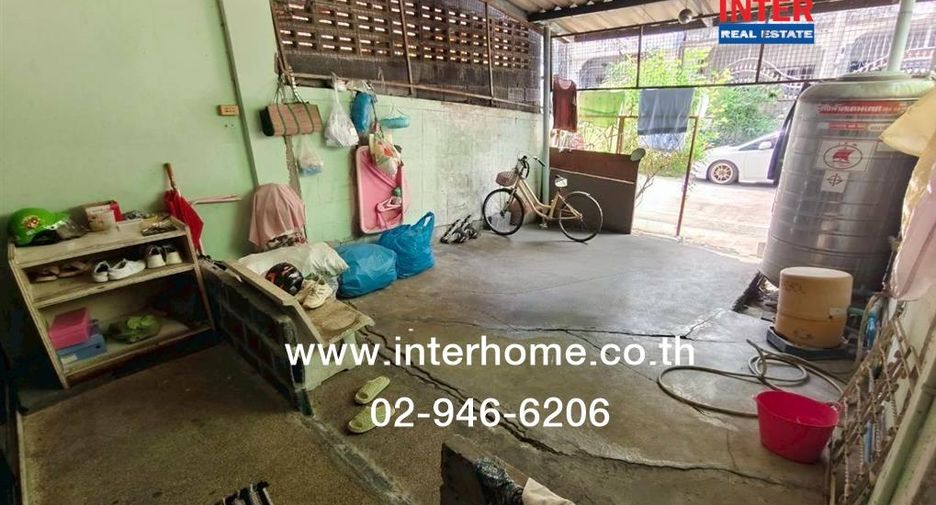 Reihenhaus zum Kauf mit 3 Zimmer in Thung Khru, Bangkok
