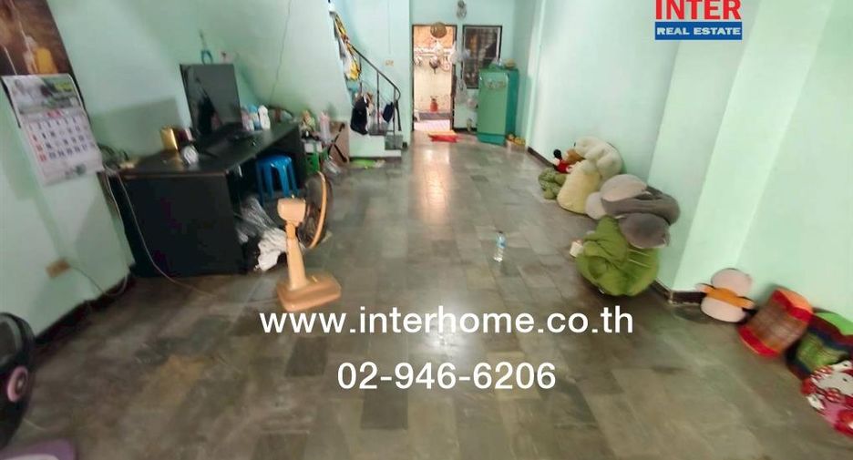 Reihenhaus zum Kauf mit 3 Zimmer in Thung Khru, Bangkok