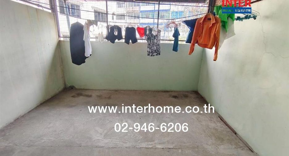 Reihenhaus zum Kauf mit 3 Zimmer in Thung Khru, Bangkok