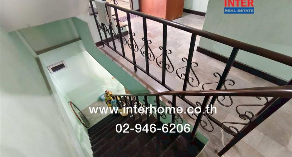 Reihenhaus zum Kauf mit 3 Zimmer in Thung Khru, Bangkok