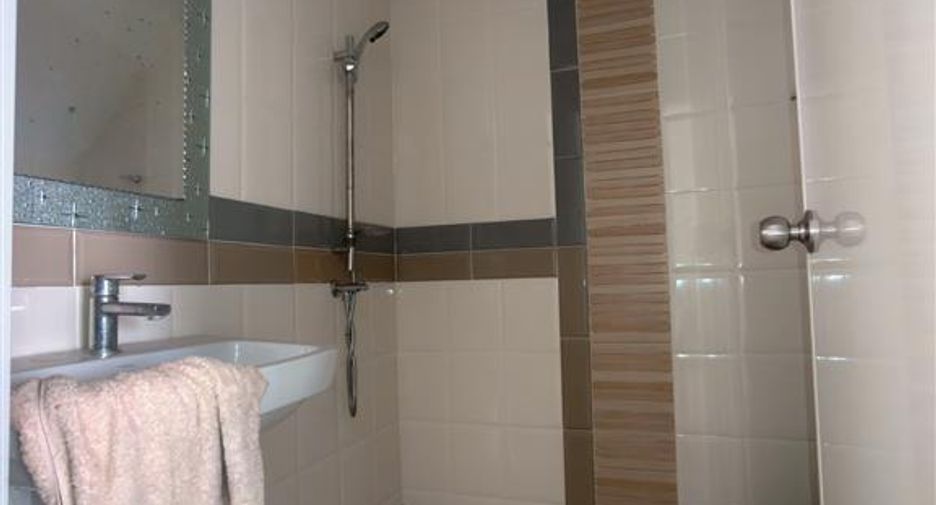For sale 4 bedrooms townhouse in Bueng Kum, Bangkok