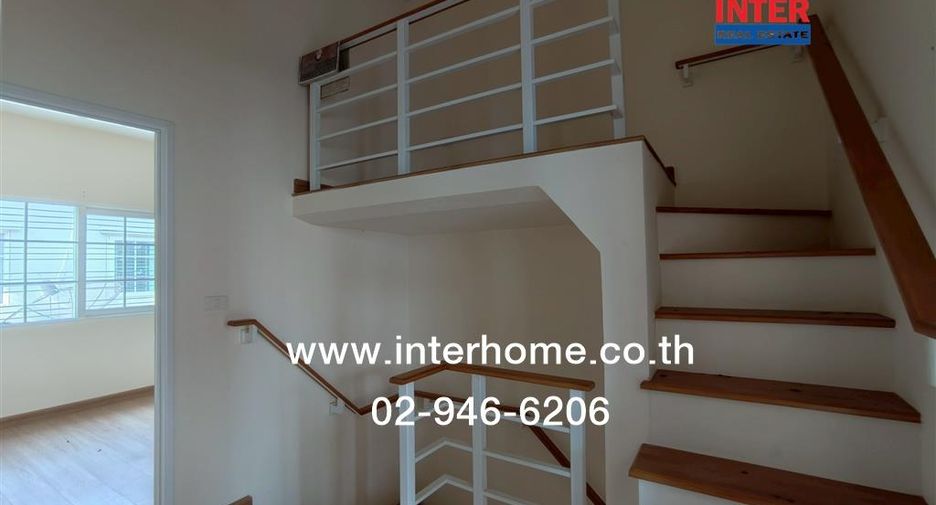 For sale 4 bedrooms townhouse in Bueng Kum, Bangkok