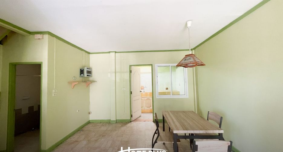 For sale 2 bedrooms townhouse in Khlong Sam Wa, Bangkok