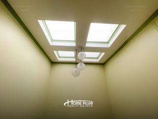 Casa adosada en venta de 2 habitaciones en Khlong Sam Wa, Bangkok