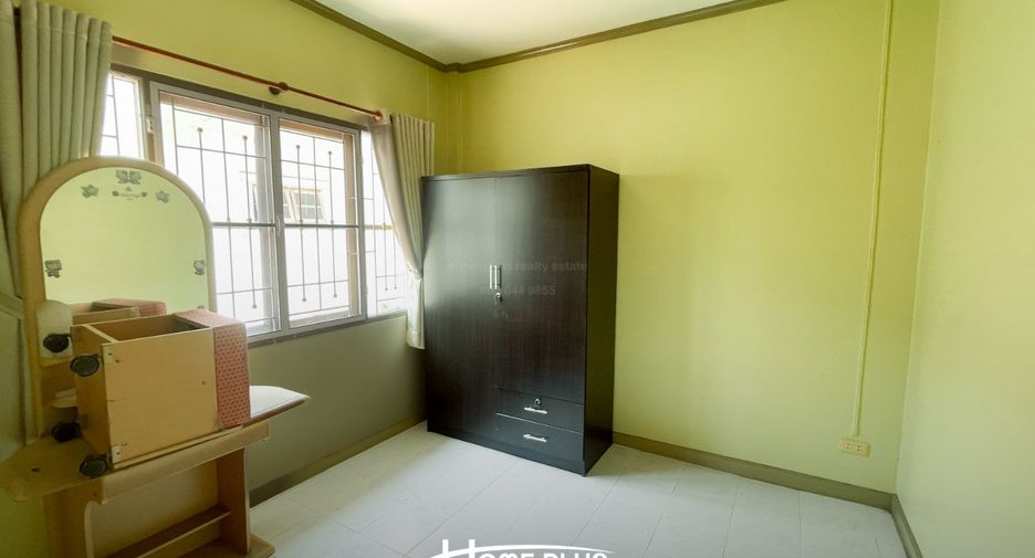 For sale 2 bedrooms townhouse in Khlong Sam Wa, Bangkok