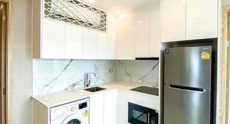 For rent 3 bedrooms condo in Bang Lamung, Chonburi