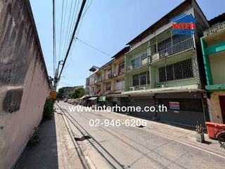 出售 7 卧室 联排别墅 在 Bang Sue, 曼谷