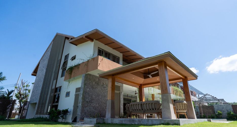 For sale 3 bedrooms villa in Thalang, Phuket