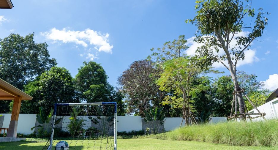 For sale 3 bedrooms villa in Thalang, Phuket