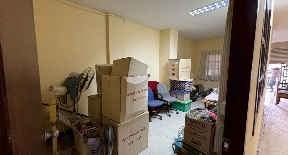 Local comercial en alquiler y en venta en Mueang Chiang Mai, Chiang Mai
