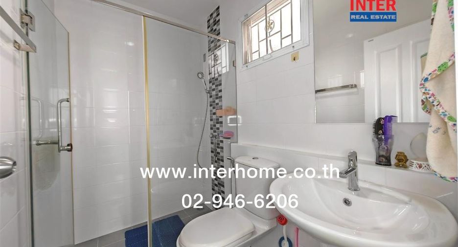 For sale 4 bedrooms house in Sam Phran, Nakhon Pathom