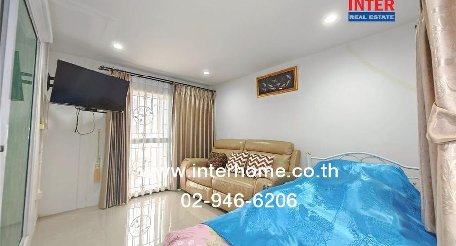 For sale 4 bedrooms house in Sam Phran, Nakhon Pathom