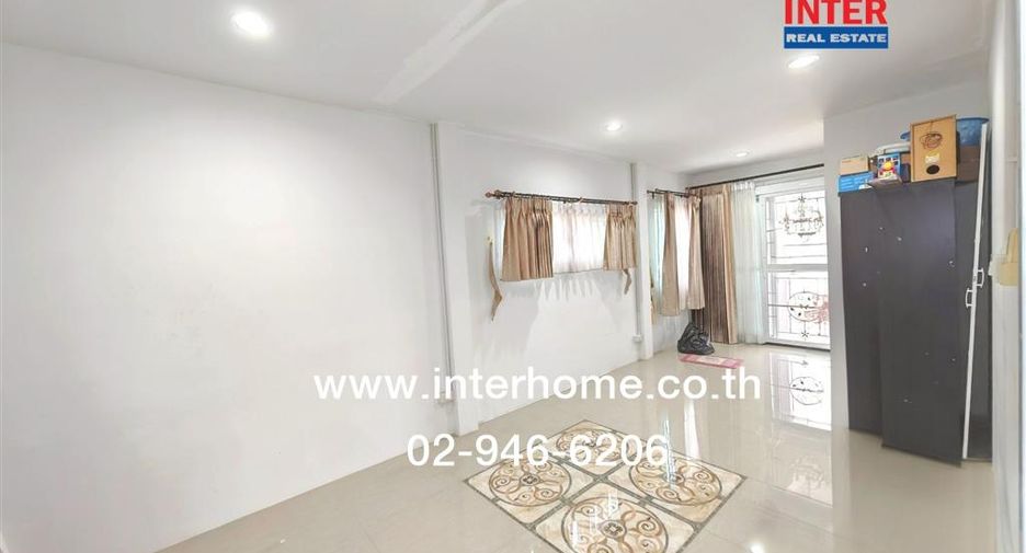 For sale 4 bedrooms house in Sam Phran, Nakhon Pathom