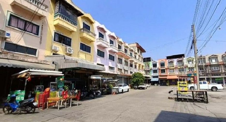 Local comercial en venta de 3 habitaciones en Mueang Samut Sakhon, Samut Sakhon